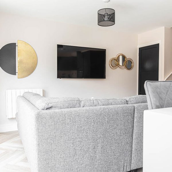 tv view in living area in phoenix collection pilgrim